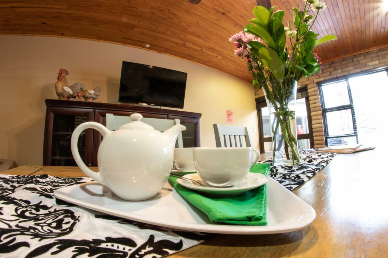 Meransha Self Catering Cc Уолфиш-Бей Экстерьер фото