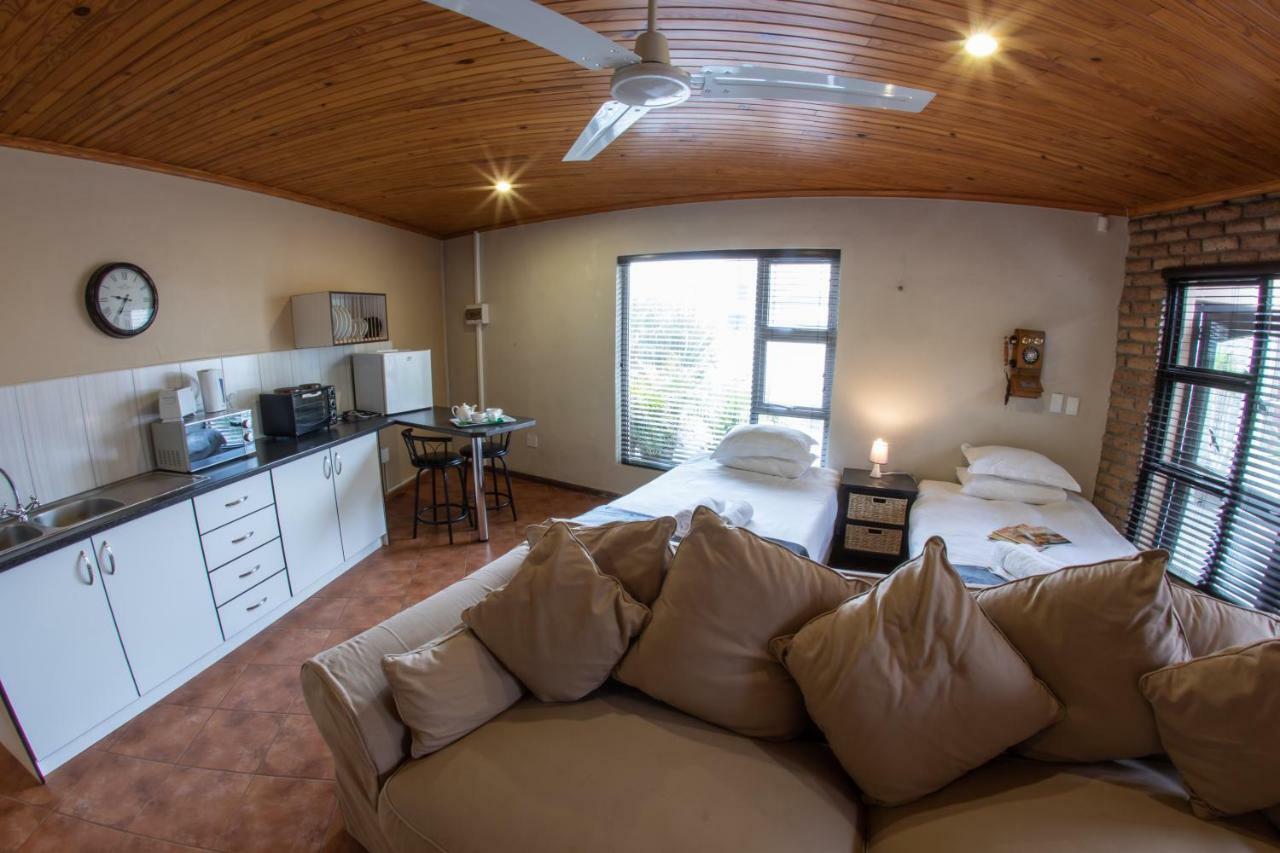 Meransha Self Catering Cc Уолфиш-Бей Экстерьер фото